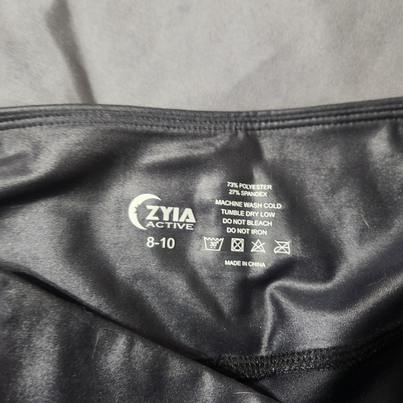 black metallic light n tight ZYIA leggings size 8-10 fits size 6-10 - Picture 5 of 5